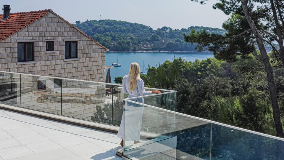 Patio, View (from property/room), Balcony/Terrace, Sea view