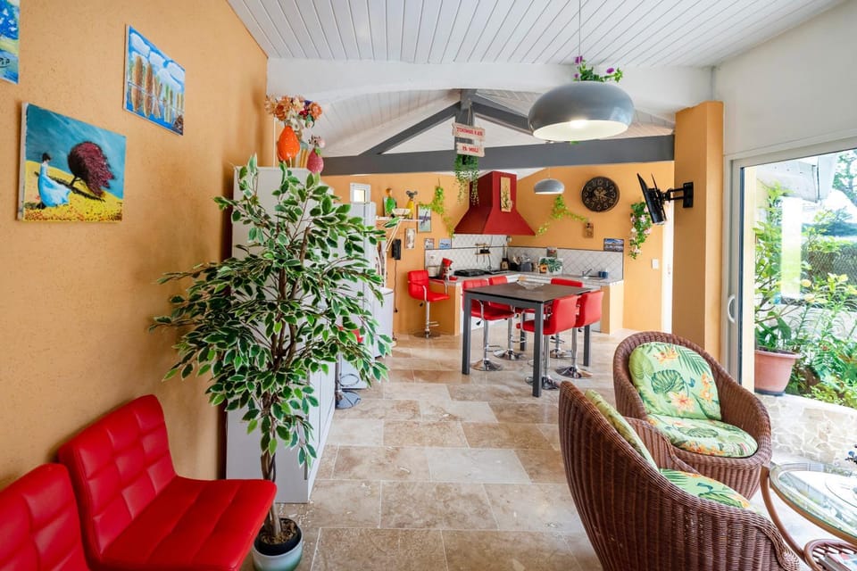 Property building, Living room