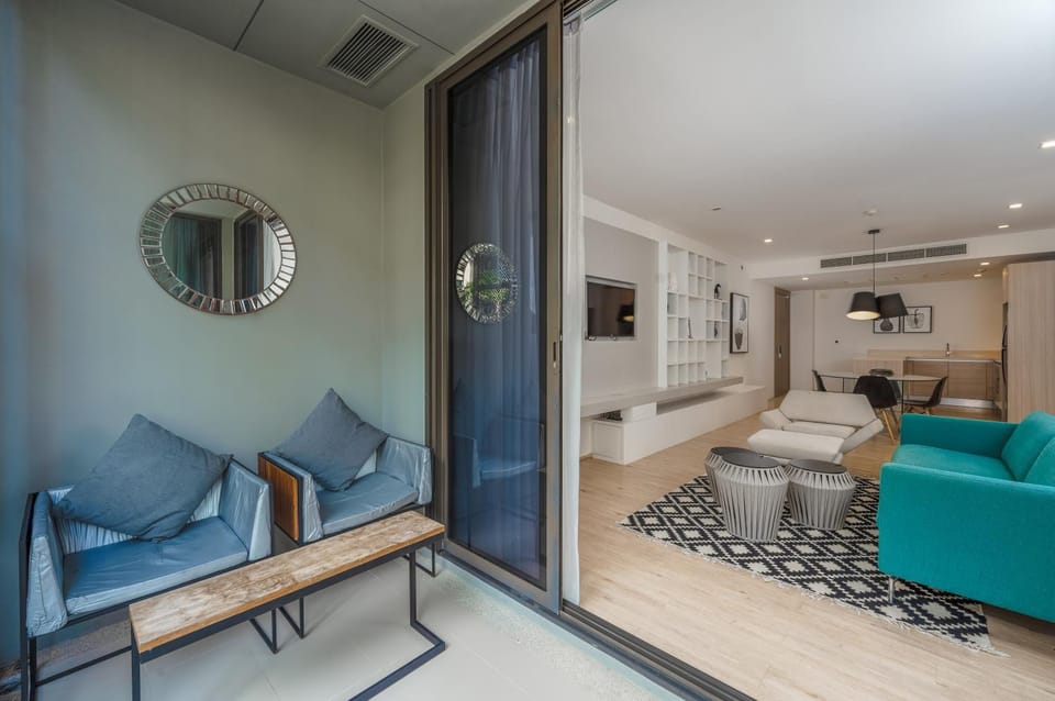 Balcony/Terrace, Living room