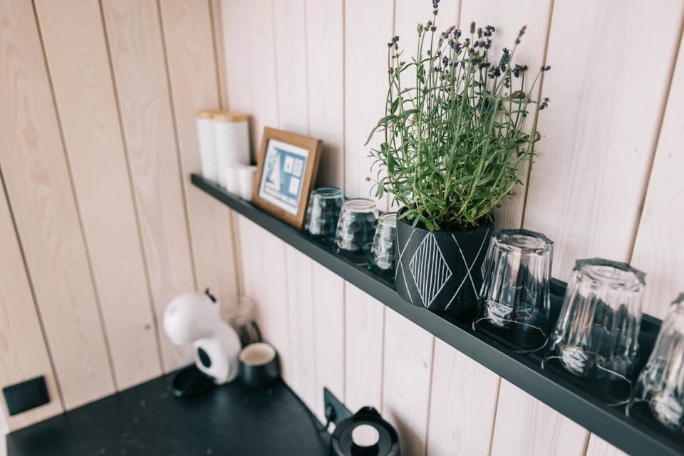 Coffee/tea facilities, Kitchen or kitchenette