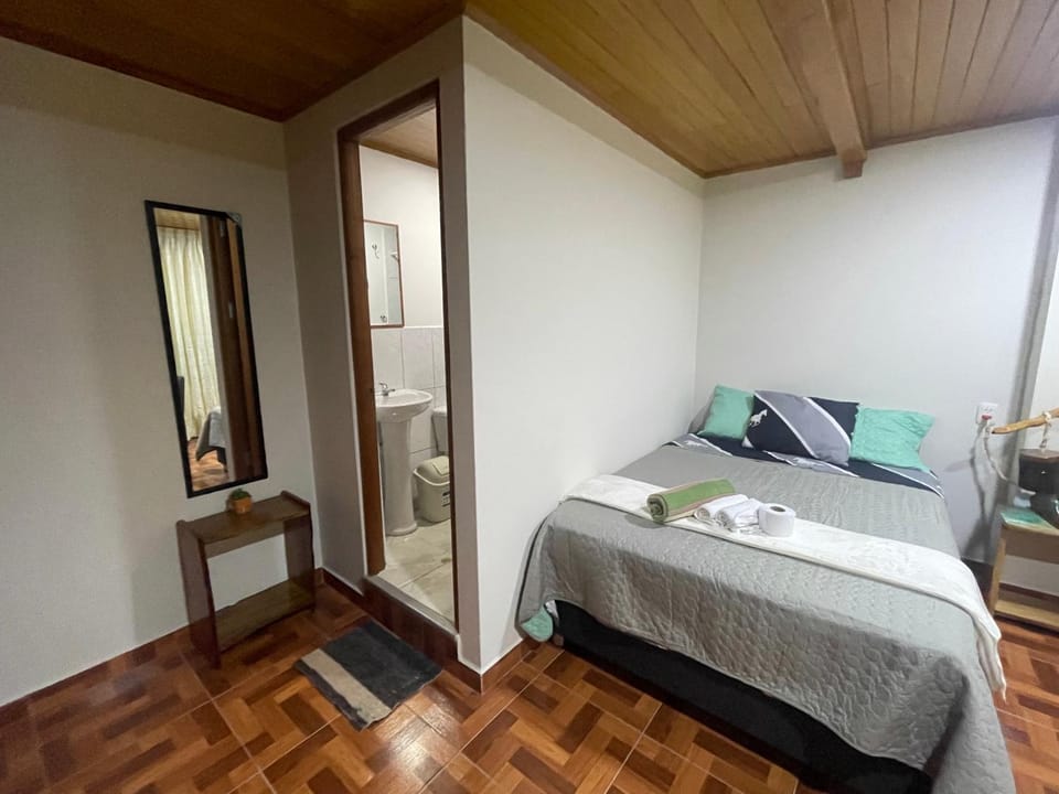 Paz y Bien Bed and Breakfast in Villa Rica