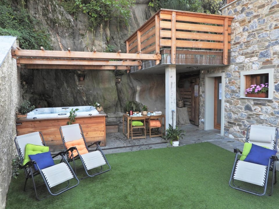 Garden, Open Air Bath