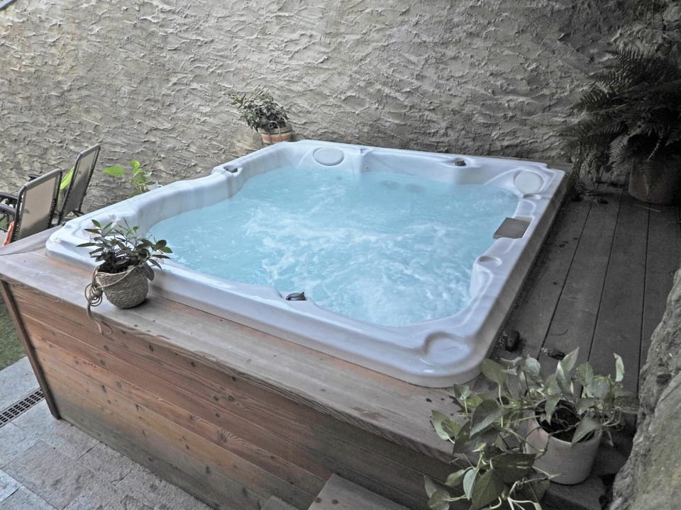 Open Air Bath