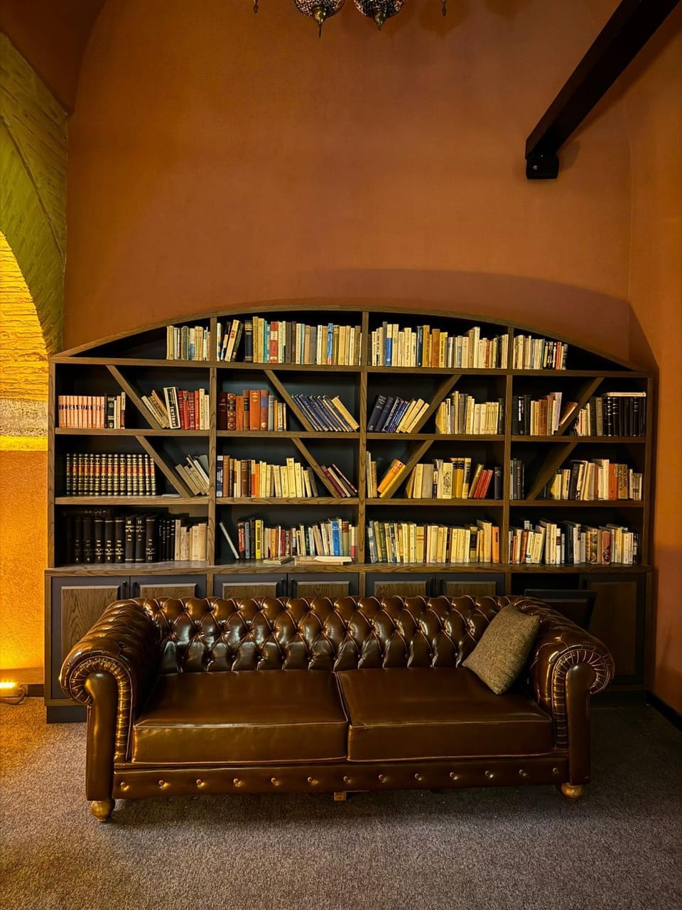 Library, Living room, Seating area