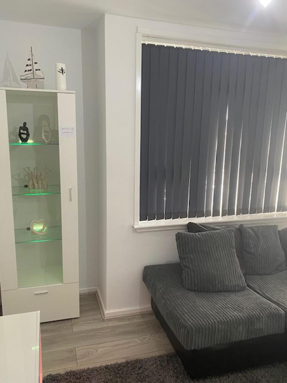 2 Bed - Sleeps 4 - with Parking Apartment in London Borough of Southwark