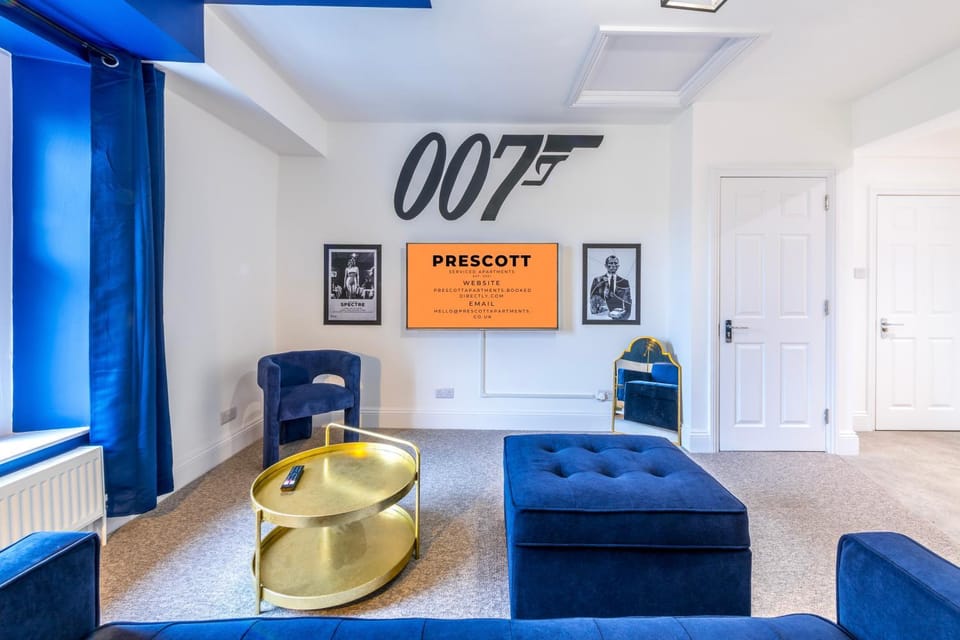 Living room, Seating area, Text overlay