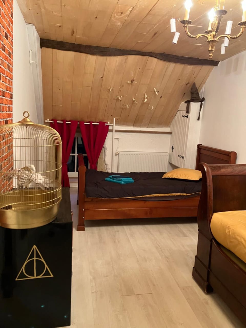 Bed, Bedroom