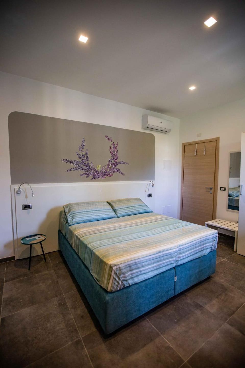 Property building, Living room, Bedroom
