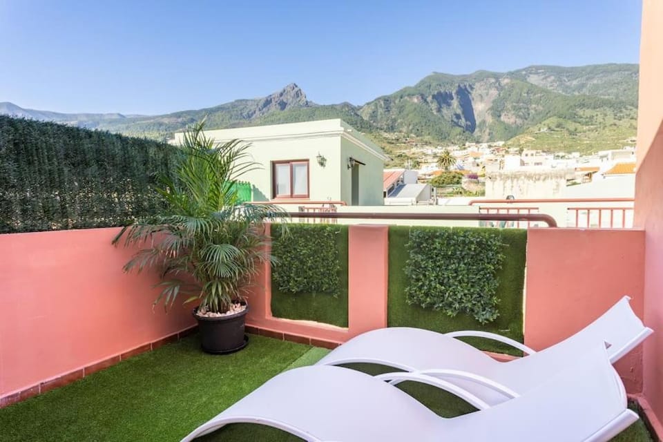 Acogedor ático con vistas al Atlántico Apartment in Canary Islands