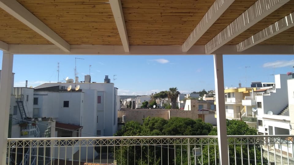 Neighbourhood, Balcony/Terrace, City view, Sea view, Street view