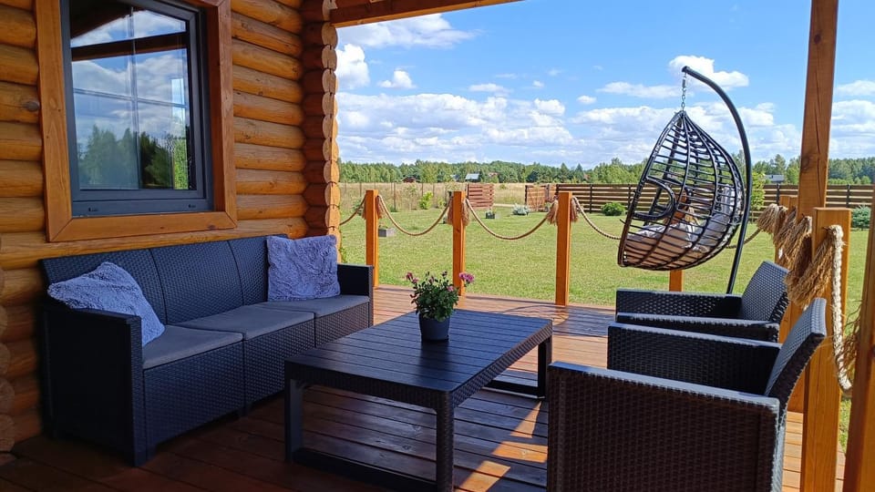 Sosnowa Chatka House in Poland