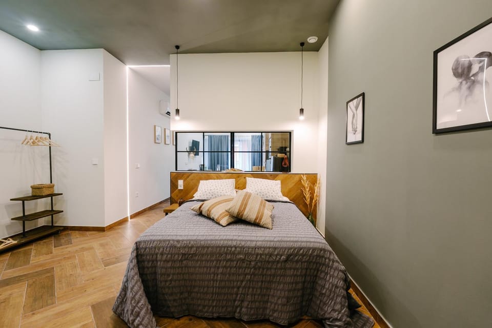 Bed, Bedroom
