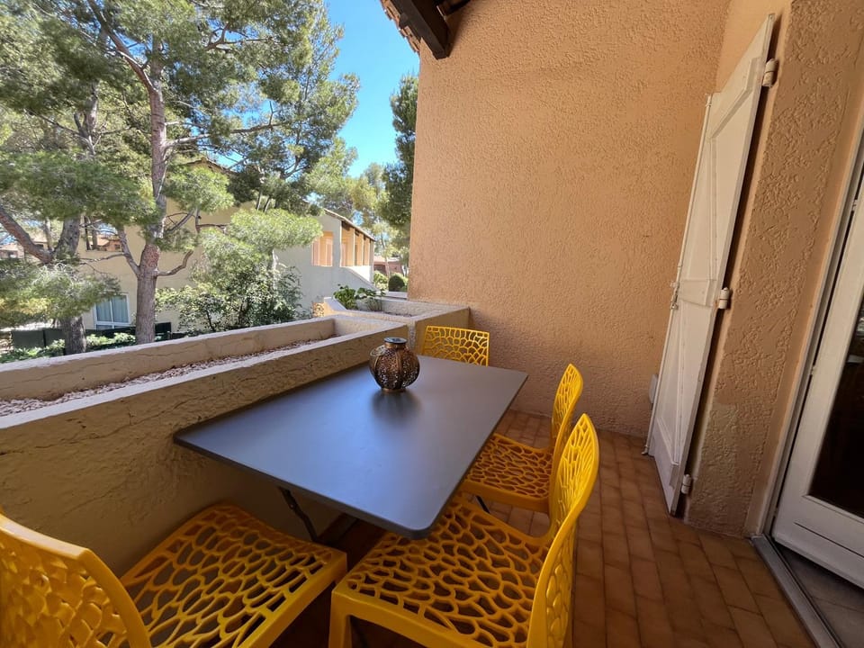 Day, Balcony/Terrace, Dining area