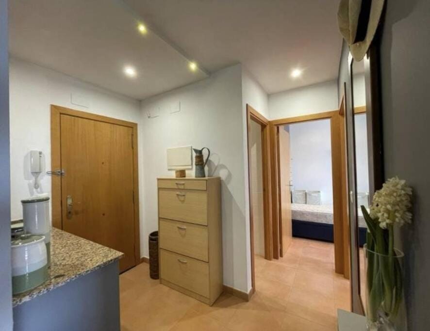 Apartamento junto al mar con WiFi y piscina Apartment in Valencian Community