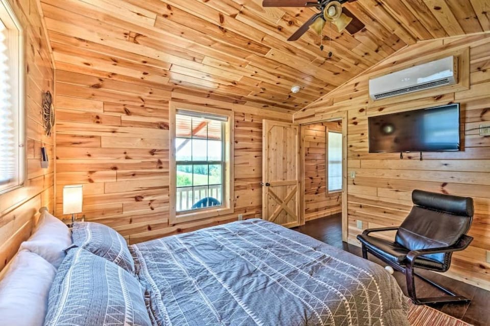 Mammoth Cave Cabin Rentals 2 Cabin in Nolin Lake