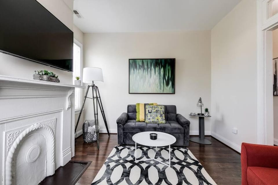 TV and multimedia, Living room, Seating area