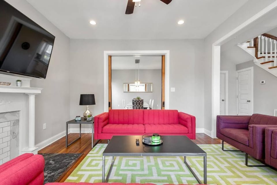 Communal lounge/ TV room, TV and multimedia, Living room, Seating area, Evening entertainment, fireplace