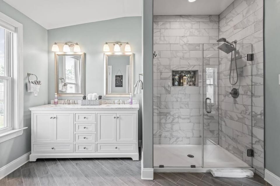 Shower, Bathroom