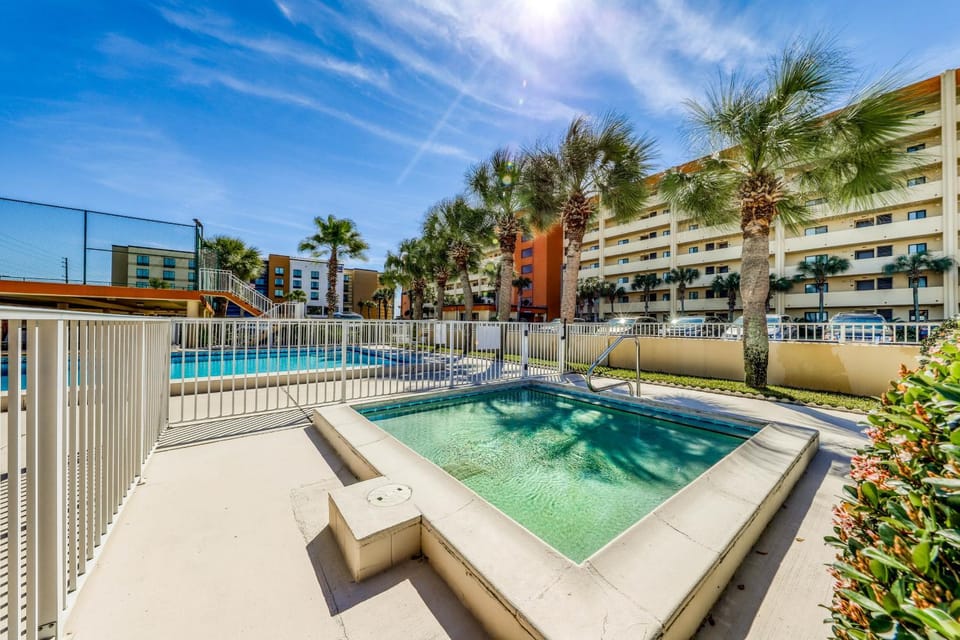 Surf Dweller 203 Apartment in Okaloosa Island