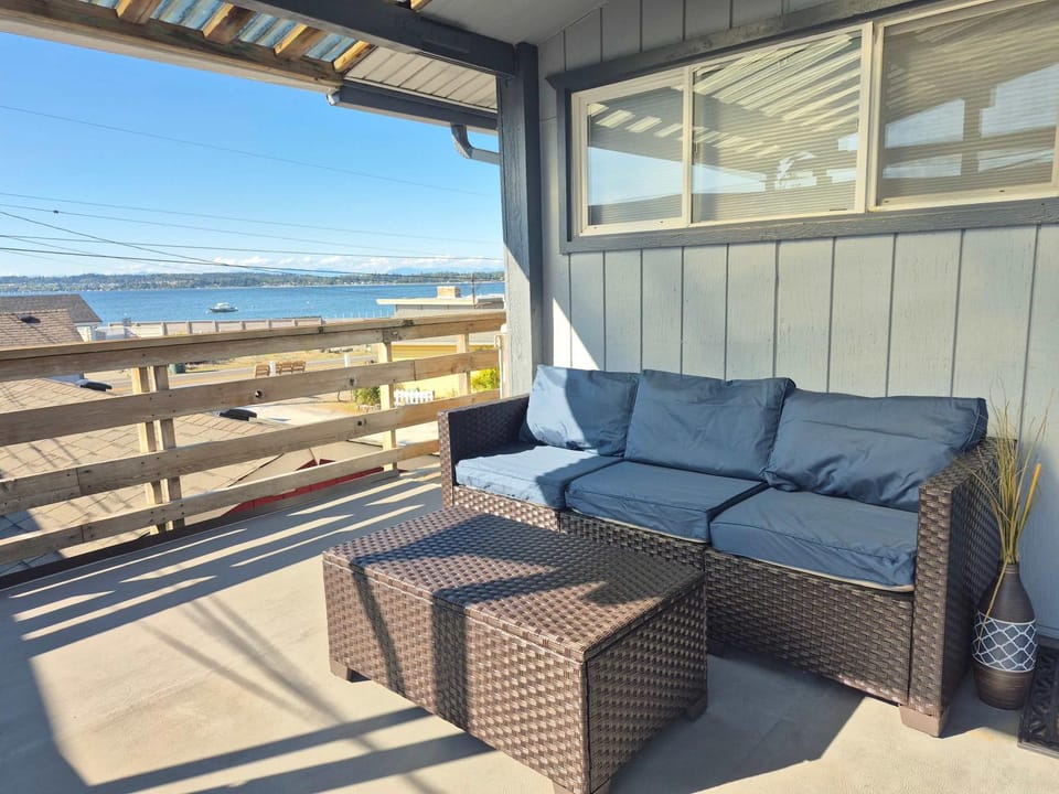 Patio, View (from property/room), Balcony/Terrace, Sea view