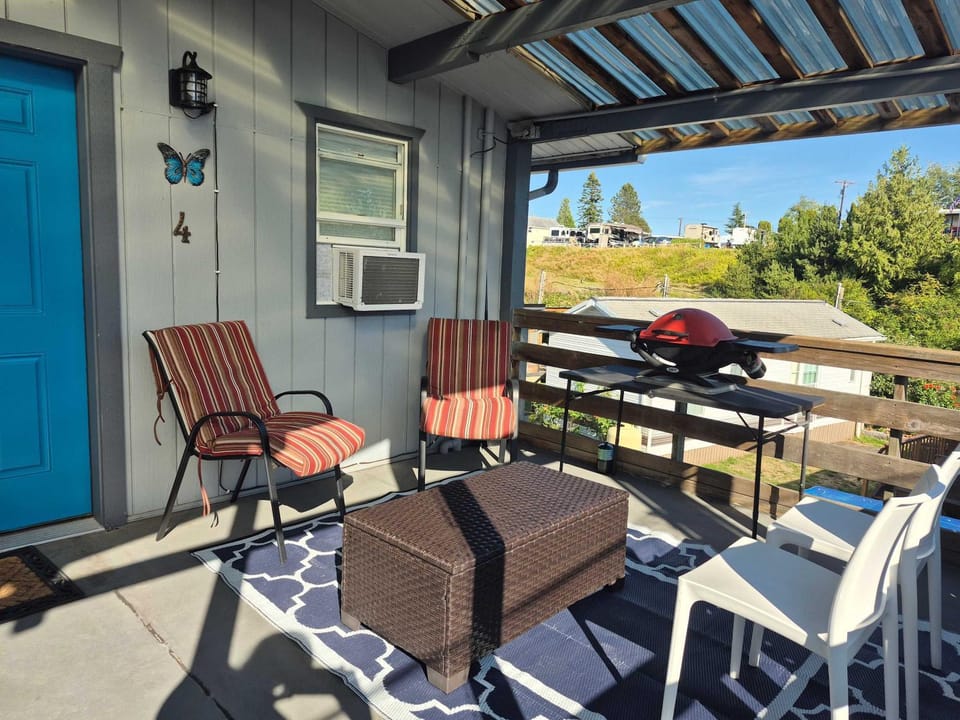 Balcony/Terrace, Seating area