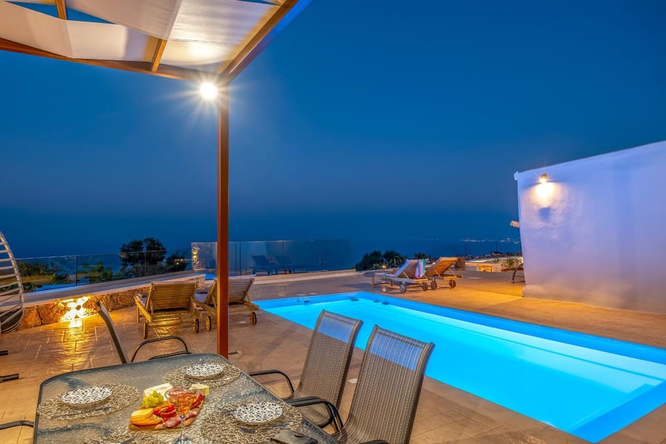 Patio, Night, Natural landscape, BBQ facilities, View (from property/room), Balcony/Terrace, Dining area, Sea view, Swimming pool, Sunset, sunbed