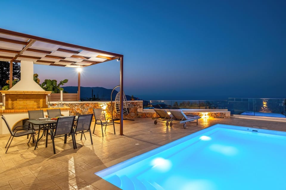 Patio, Night, Natural landscape, View (from property/room), Balcony/Terrace, Dining area, Sea view, Swimming pool, Swimming pool