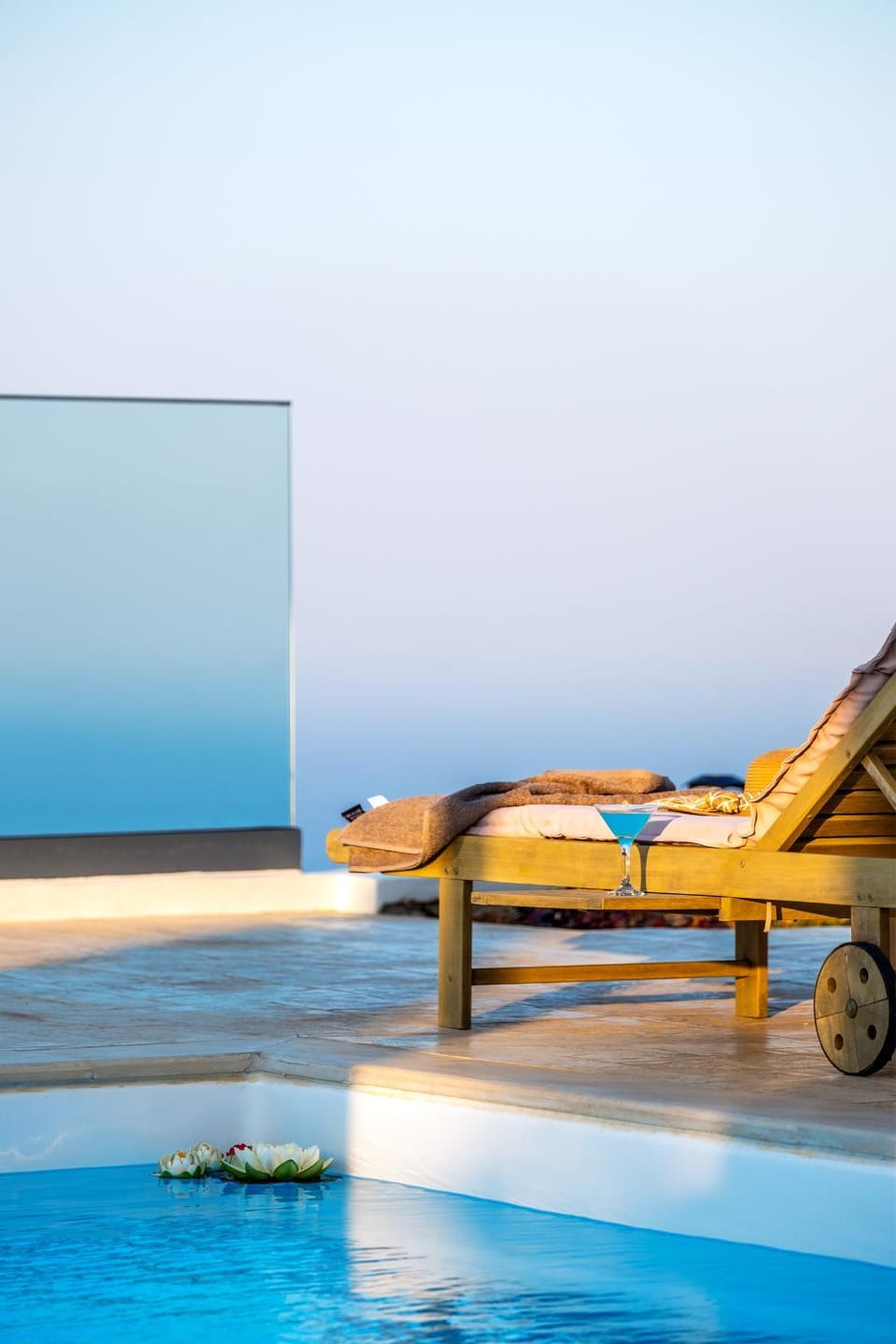 Day, Natural landscape, Pool view, Sea view, Swimming pool, Swimming pool, sunbed