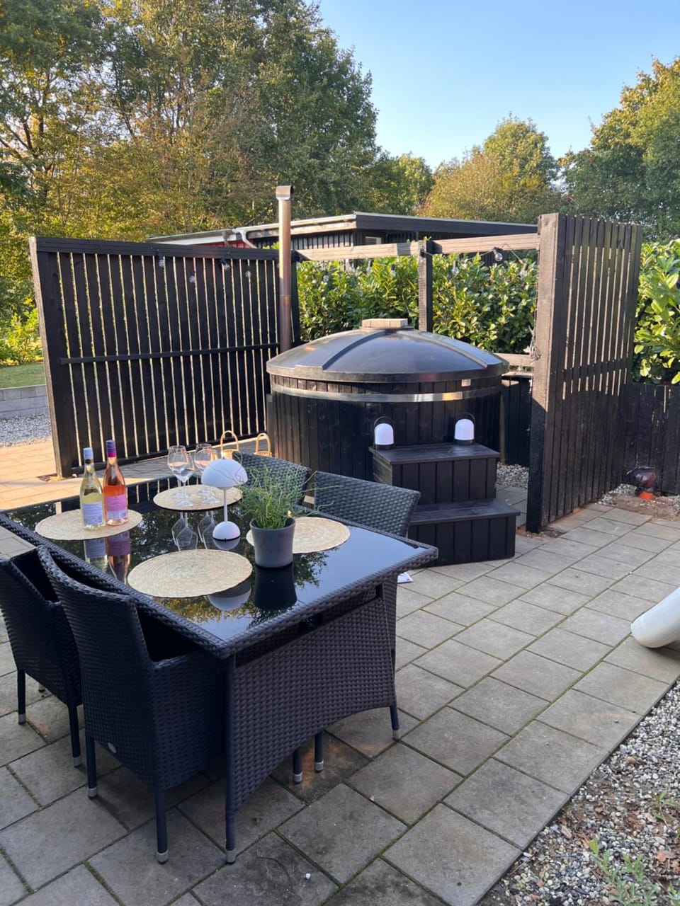 Property building, Hot Tub, Spa and wellness centre/facilities