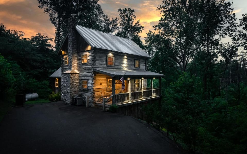 Barnwood Ridge House in Gatlinburg