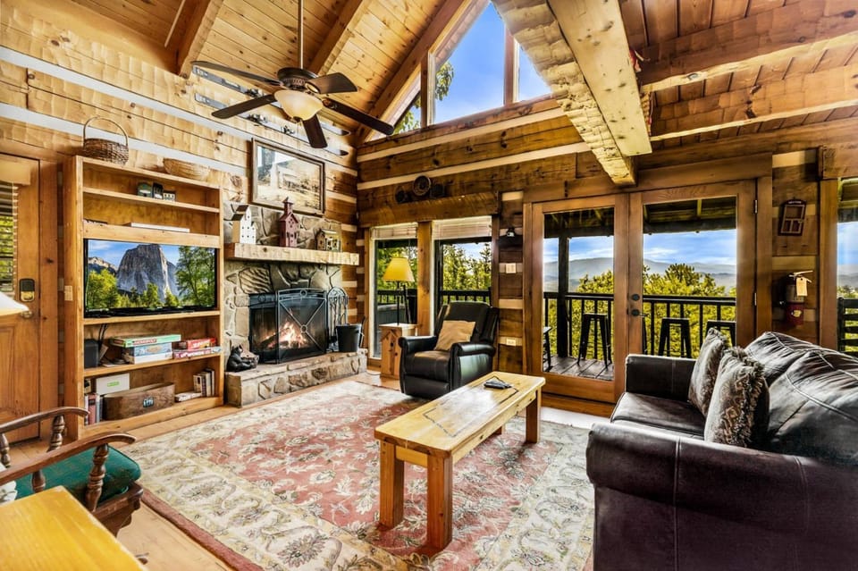 Peak A View Villa in Sevier County