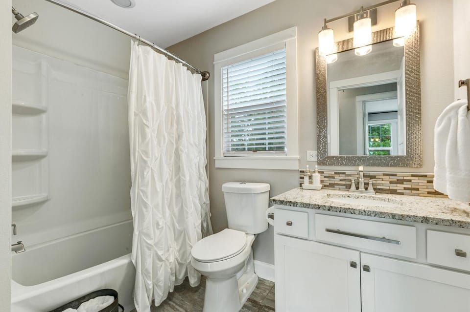 Cute Barnette only 5mins-Silos, 7mins-Baylor Chalet in Waco