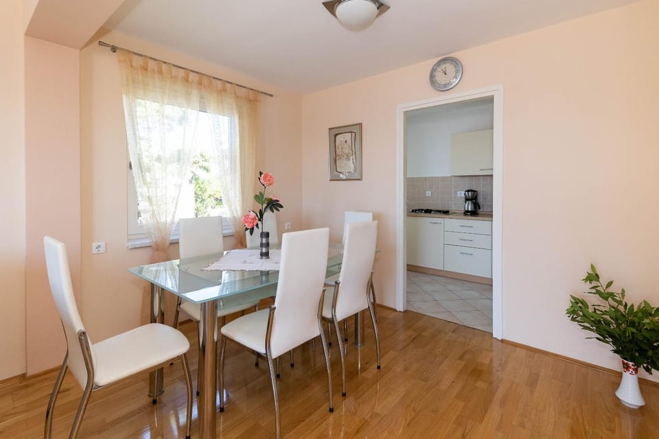 Apartments Nada Apartment in Primorje-Gorski Kotar County