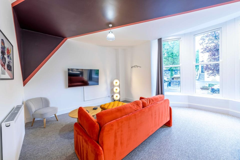 TV and multimedia, Living room, Seating area