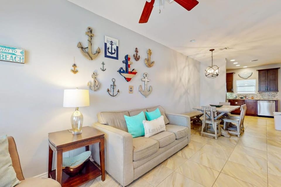 Gulfside Condominiums 14 Port Aransas Condo 1A Unit 14 House in Port Aransas