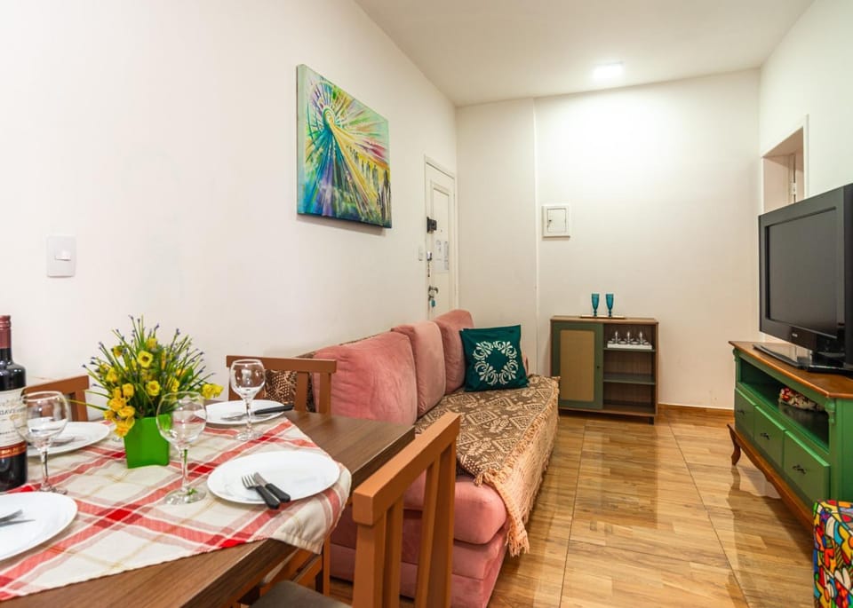 TV and multimedia, Seating area, Dining area, Evening entertainment