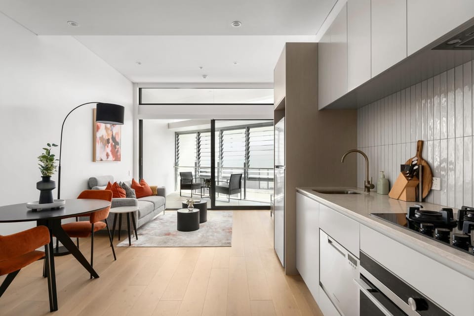 Kitchen or kitchenette, Living room