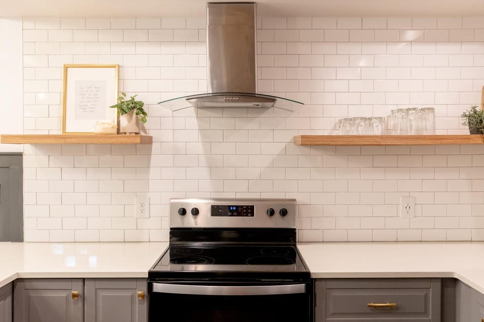 pet friendly, stove