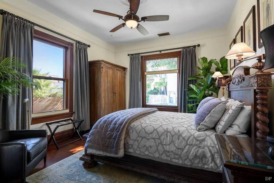 Bed, Bedroom