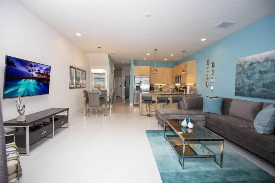 Charming Cozy Haven House in Four Corners