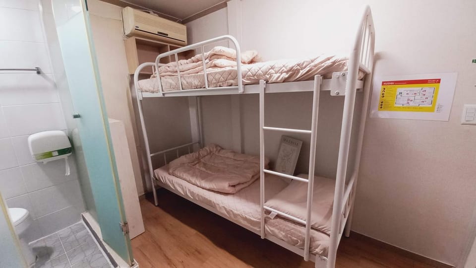 Haechi Stay GuestHouse - For foreigners only Bed and Breakfast in Seoul