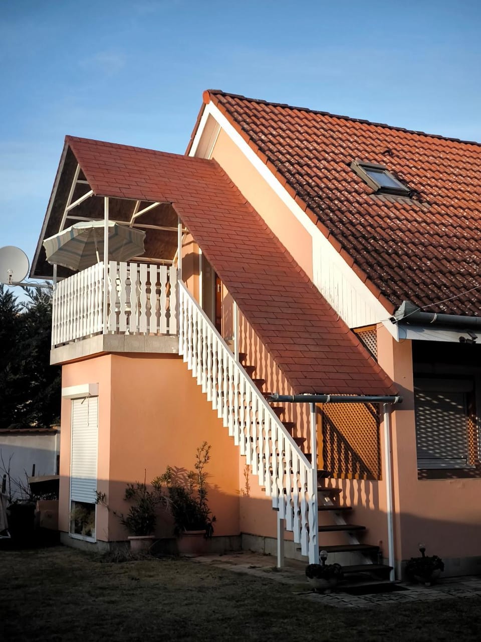 Property building, Balcony/Terrace