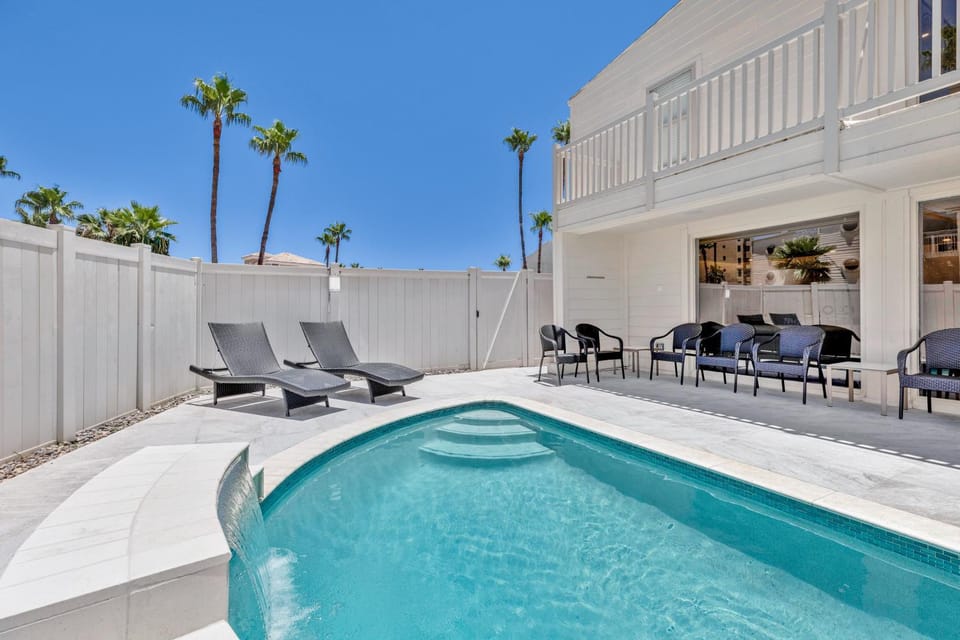 Patio, Pool view