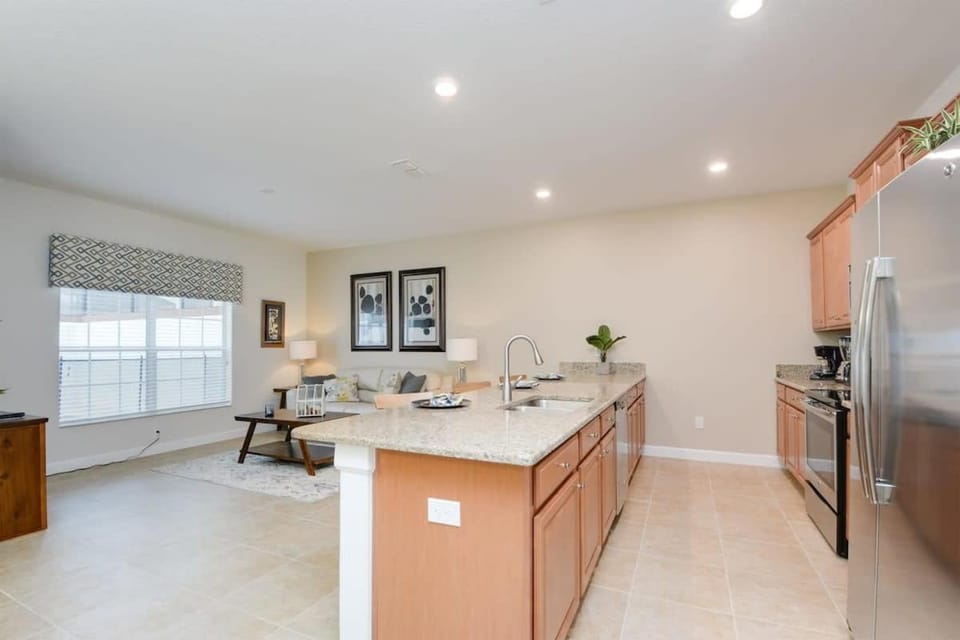 Spacious Cozy Comfort in Every Corner House in Kissimmee