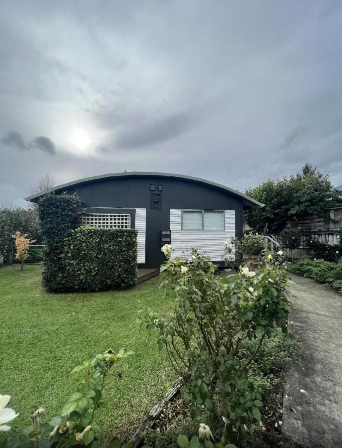 Property building, Natural landscape, Garden, Garden view