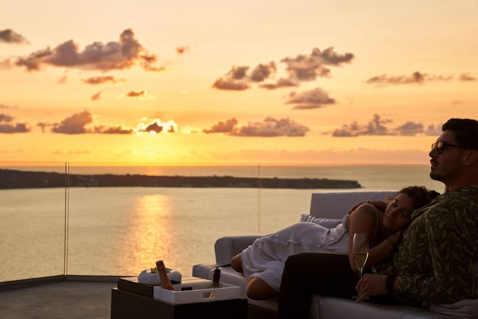 Restaurant/places to eat, People, Sunset