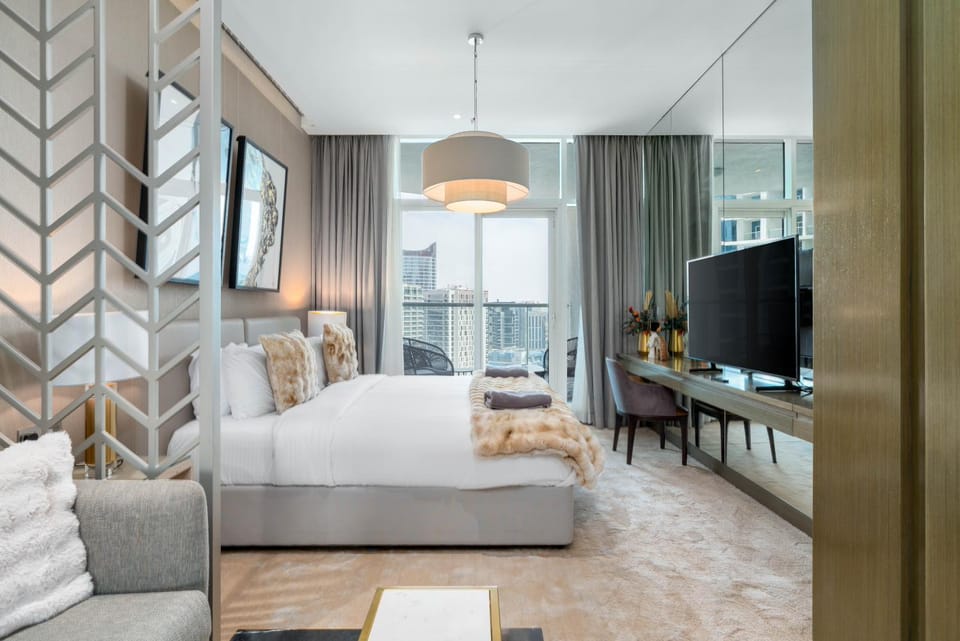 White Sage - Designer Studio with Canal View & Largest Balcony Apartment in Dubai
