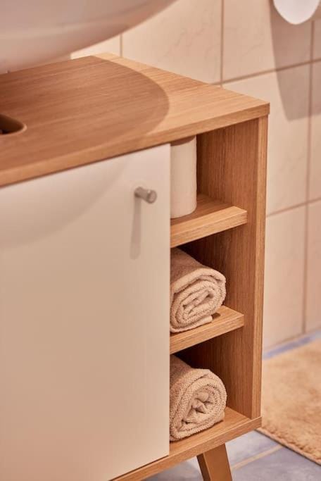 Bathroom, towels