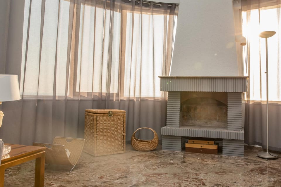 Living room, fireplace