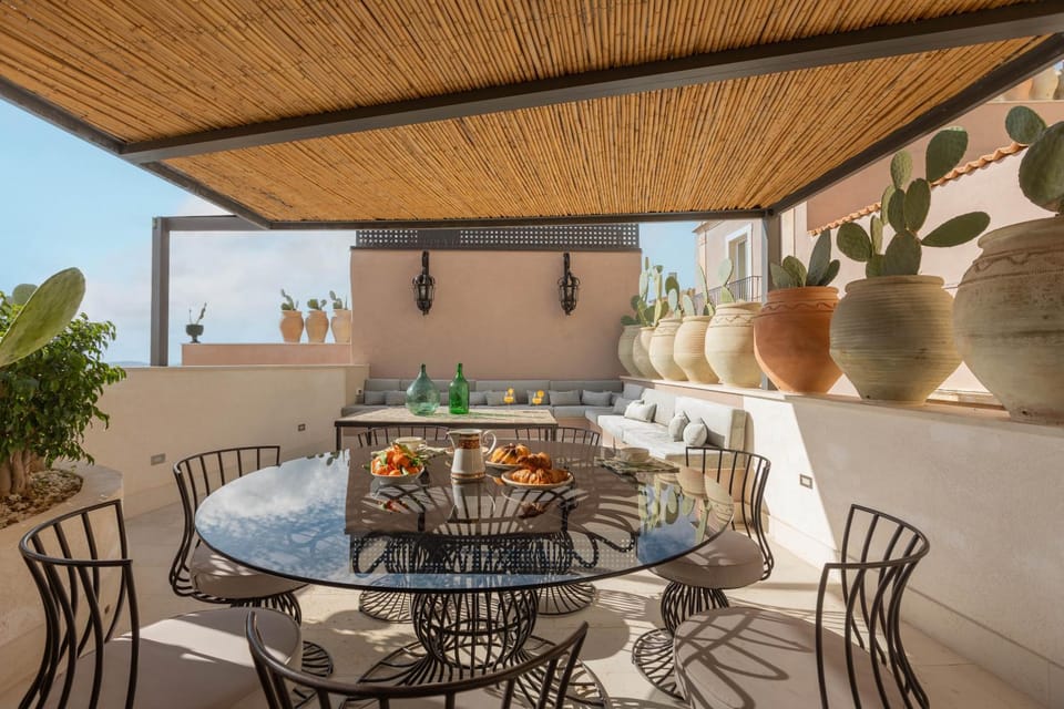 Patio, Balcony/Terrace, Dining area